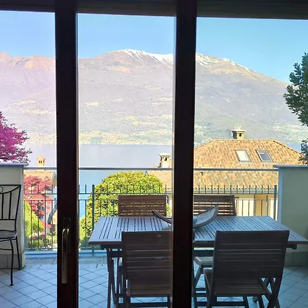 With Garden And Terrace Beautiful View Διαμέρισμα *