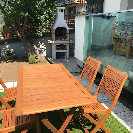 Διαμέρισμα With Garden And Terrace Beautiful View